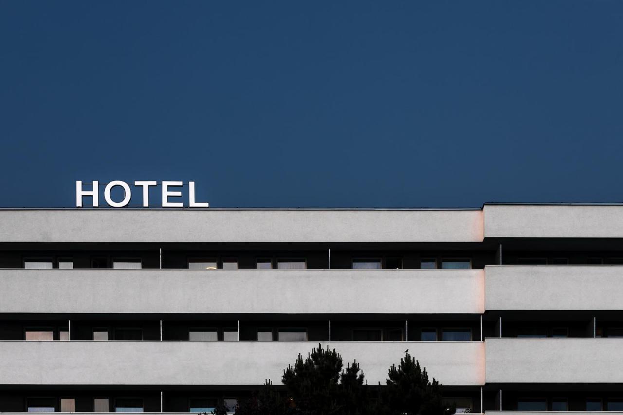 Hotel Slezan Bruntál Extérieur photo