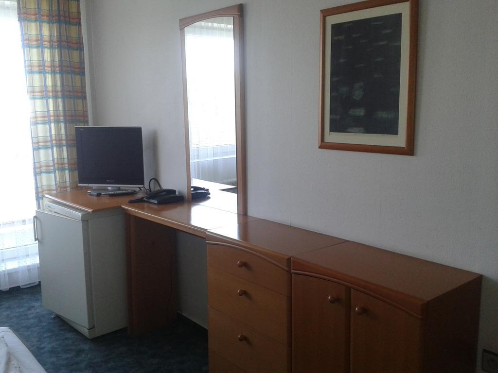 Hotel Slezan Bruntál Extérieur photo